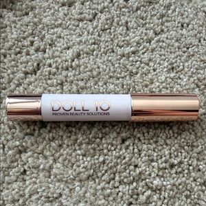 Doll 10 Proven Beauty Solutions Lip Crayon - Enjoy Life